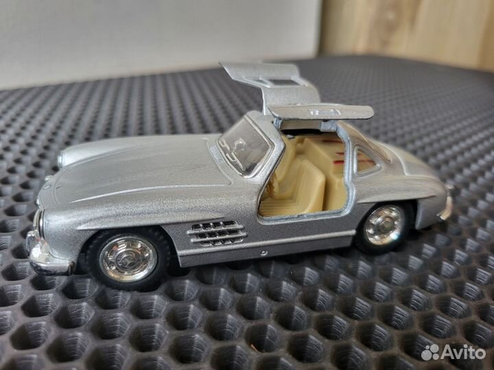 Модель автомобиля