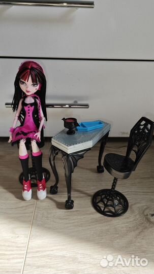 Кукла Монстер Хай набор Дракулаура и закусочная