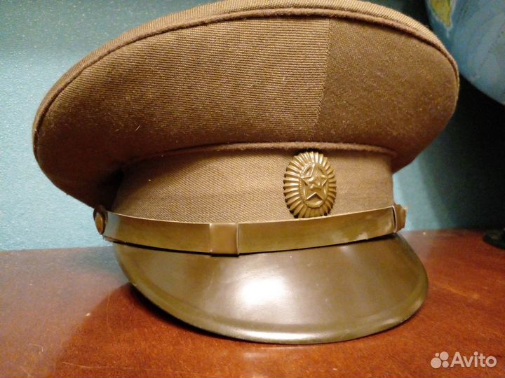 Не ношенная Фуражка офицерская СССР 1985
