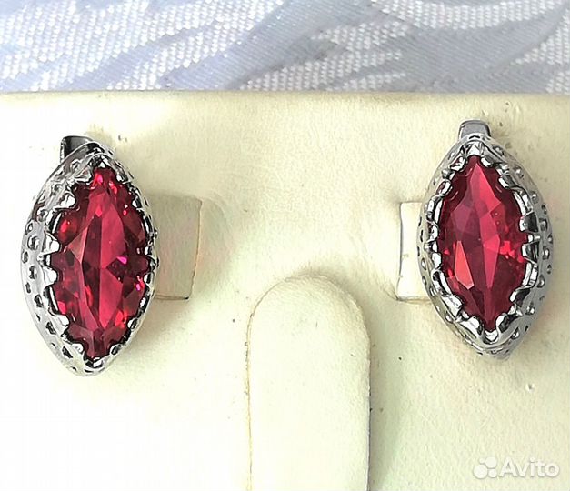 Серьги с рубином серебро С543