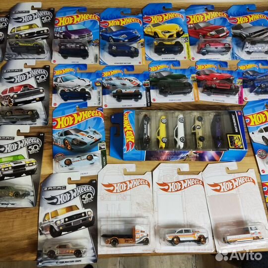 Машинки хот вилс hot wheels