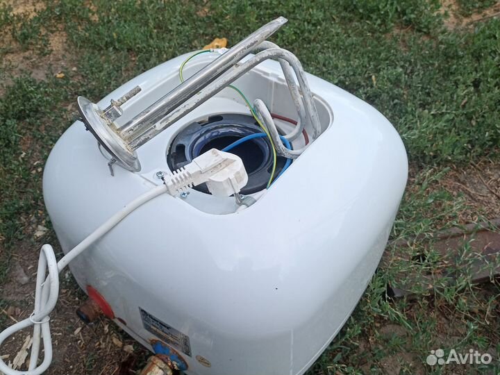 Водонагреватель накопительный 10 л