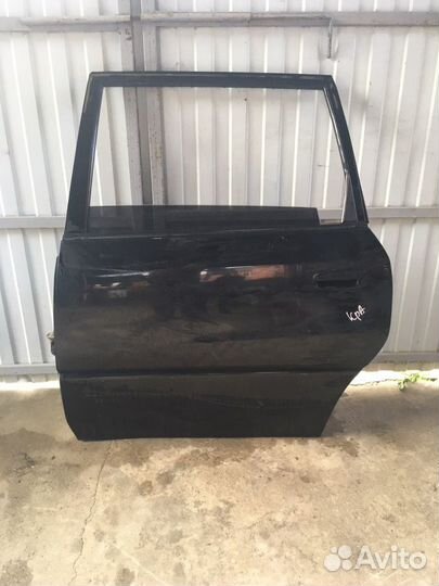 Дверь Toyota Ipsum 10