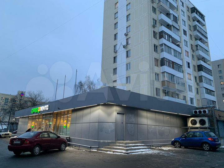 Торговое помещение, 1069 м²