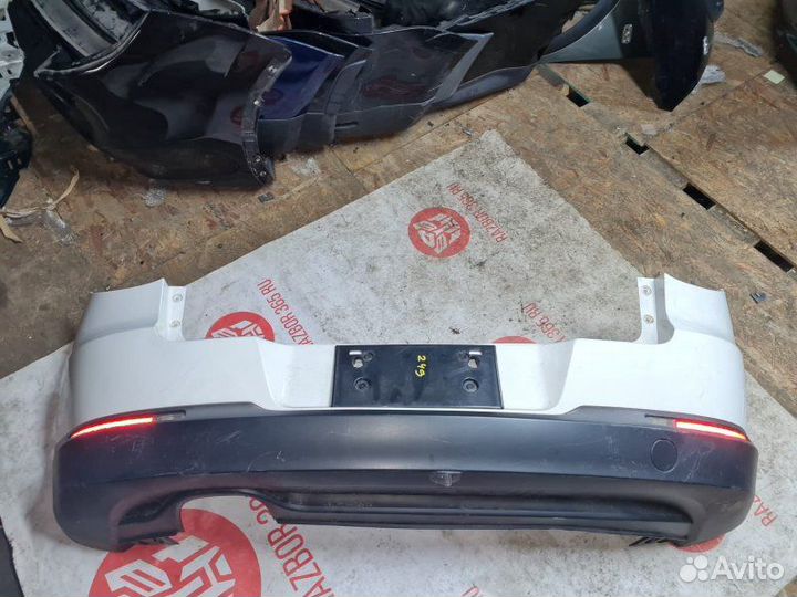 Бампер задний Volkswagen Tiguan cawa 2010