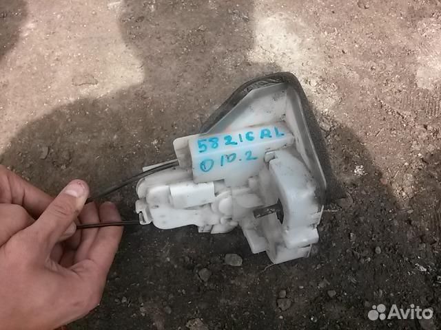 Замок двери задней левой Subaru Impreza G12