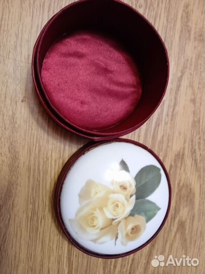 Шкатулка для украшений