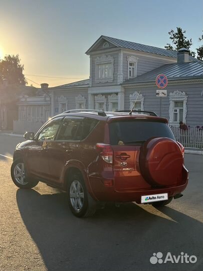 Toyota RAV4 2.4 AT, 2008, 145 200 км