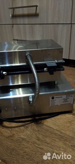 Вафельница для корн догов