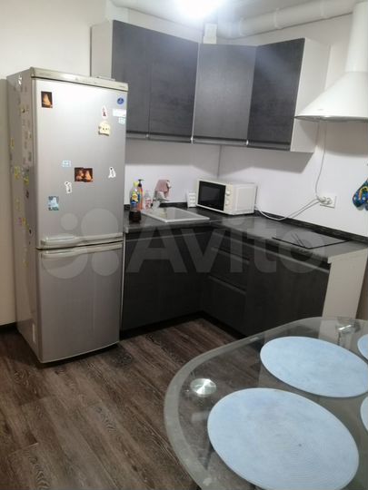 2-к. квартира, 54 м², 10/10 эт.