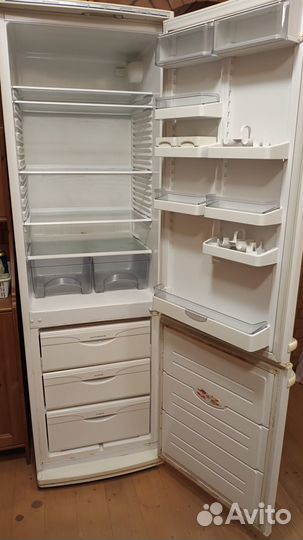 Холодильник 