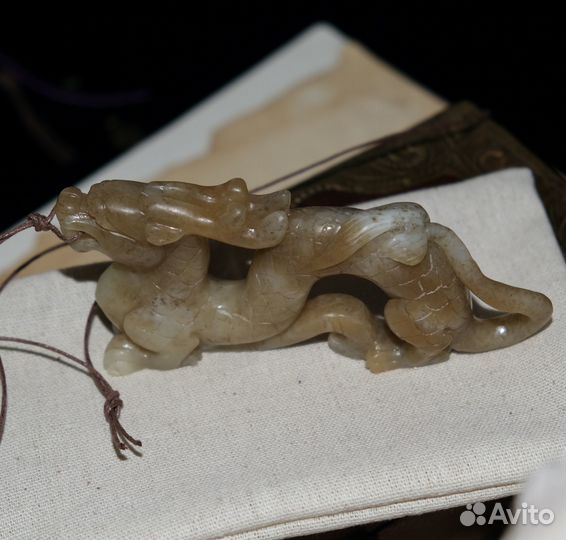 Нефрит Золотой Дракон подвес/артефакт/статуэтка