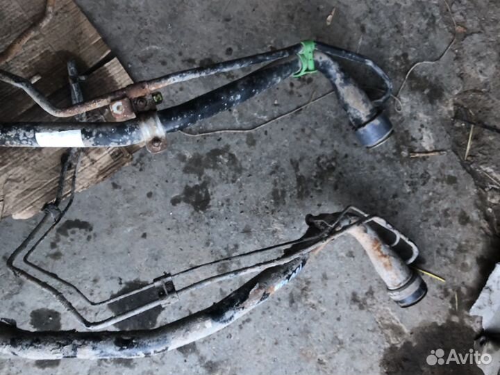 Заливная горловина бака toyota corolla 120