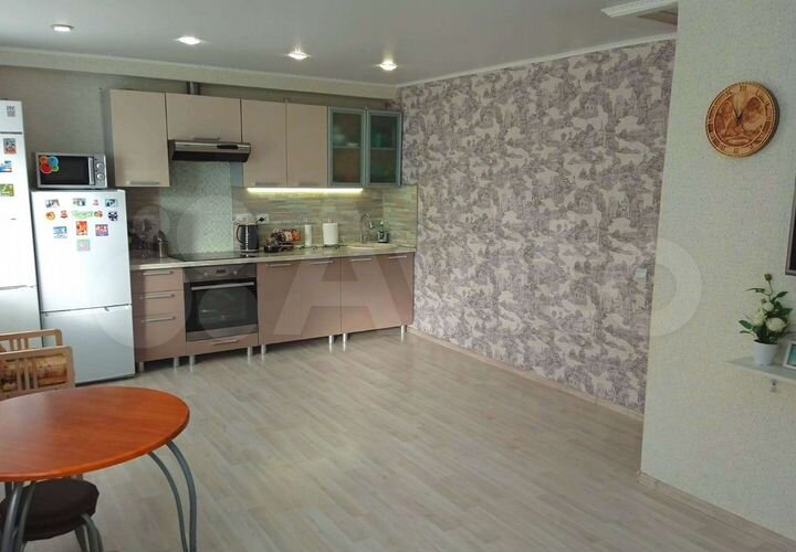 2-к. квартира, 54,3 м², 1/4 эт.