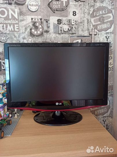 Монитор/телевизор LG M227WA-PZ 21.5