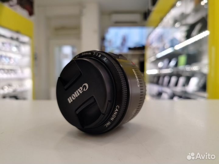 Объектив, Canon EF 50mm f/1.8 II