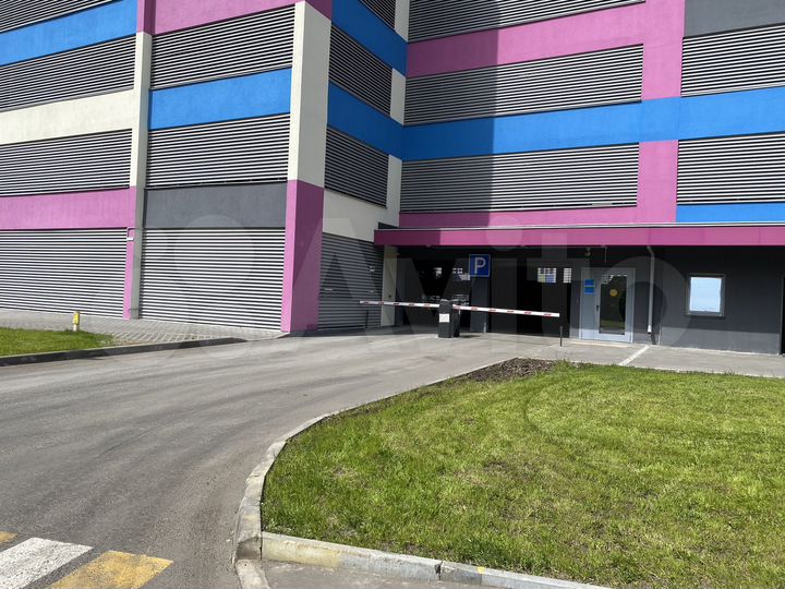 Машиноместо, 13 м²