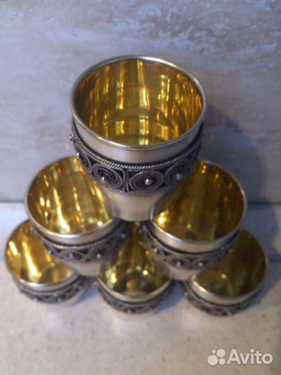 6 Стопок. Мельхиор, золочение, серебрение, скань