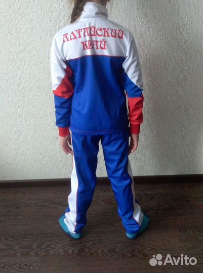 Спортивный костюм