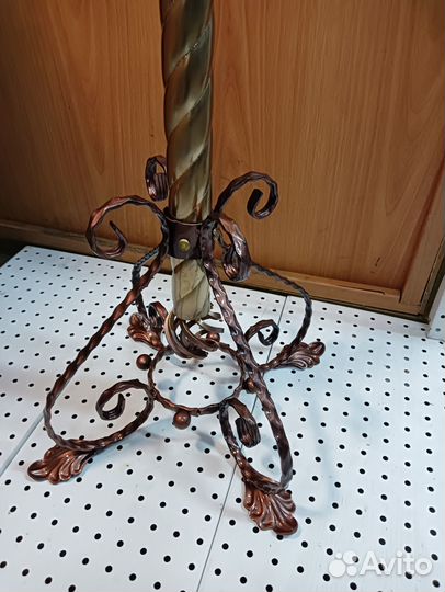 Напольные церковные подсвечники