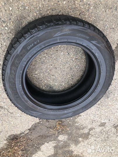 Bridgestone Blizzak DM-V1 245/60 R18