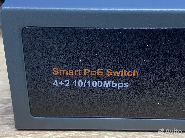 Коммутатор POE switch на 4 порта (мегабитный)