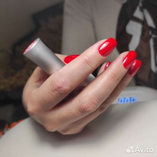 Аппаратный маникюр