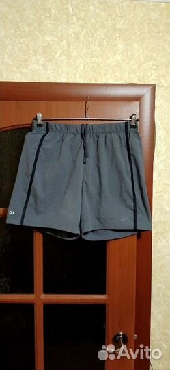 Мужские шорты asics