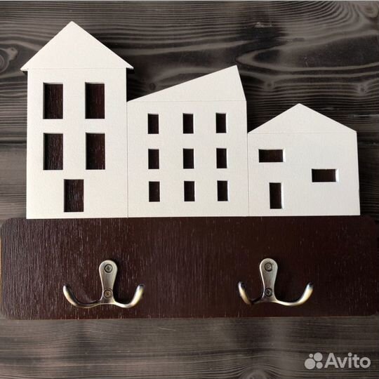 Ключница настенная из дерева