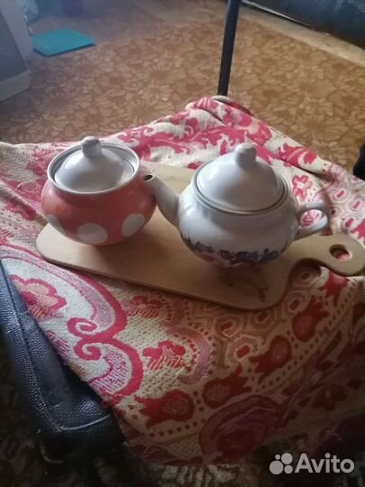 Заварочные чайники и сахарницы