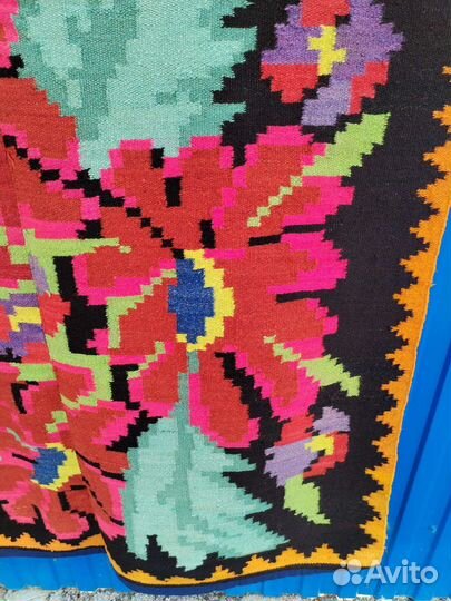 Палас шерстяной ковёр