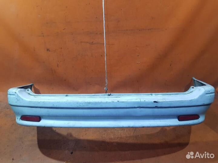 Бампер Заднее Toyota Sprinter carib AE111G Toyota