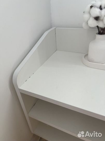 Тумбочка прикроватная