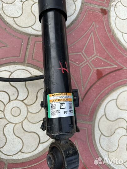 Lexus RX4 Амортизаторы