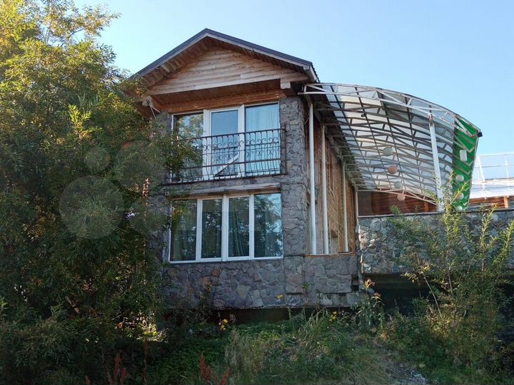 Дом 450 м² на участке 50 сот.