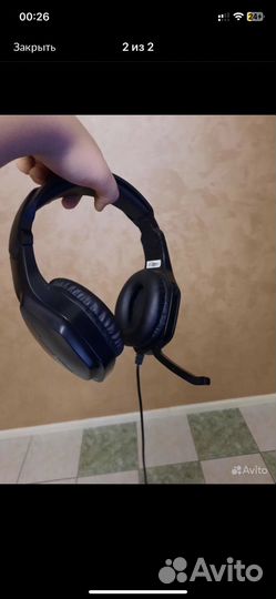 Наушники с микрофоном