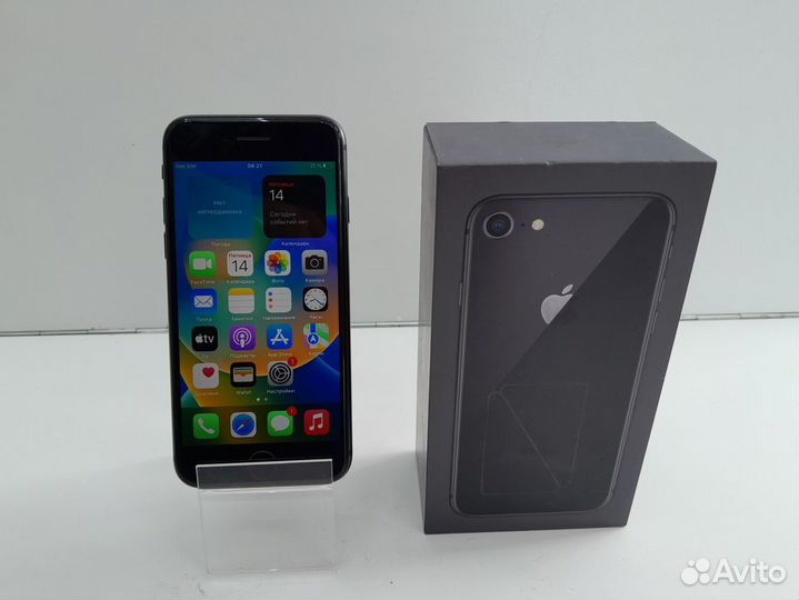 iPhone 8, 64 ГБ