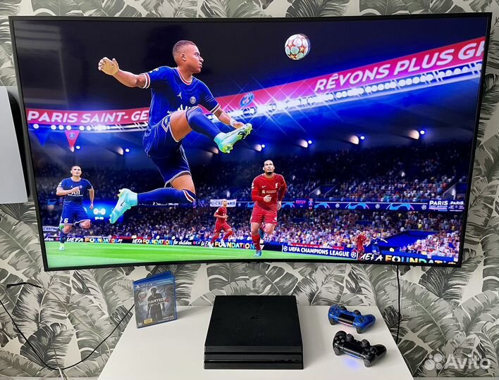 Sony PS4 Slim 1 TB + подписка + игры