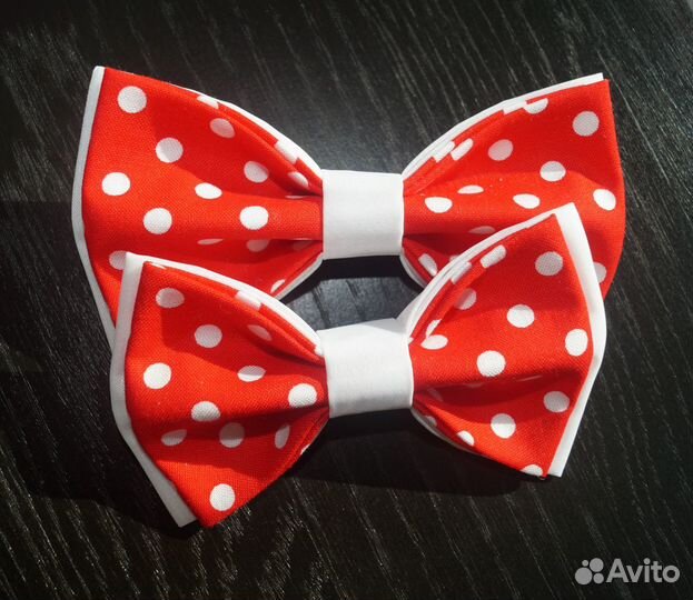 Галстуки бабочки в горошек