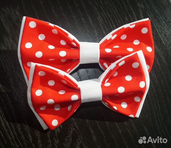 Галстуки бабочки в горошек