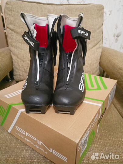 Ботинки лыжные Spine Concept Skate 296-22 NNN