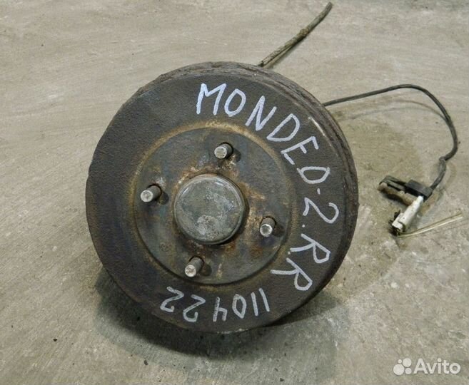 Кулак задний правый Ford Mondeo 2