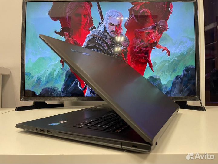 Игровой Lenovo 17.3