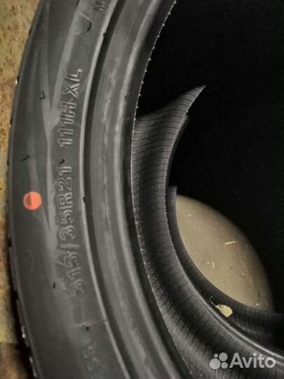 Grenlander IceHawke II 275/40 R21 и 315/35 R21 111H