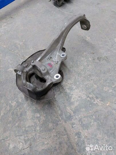 Кулак передний правый Mercedes W205 C-class