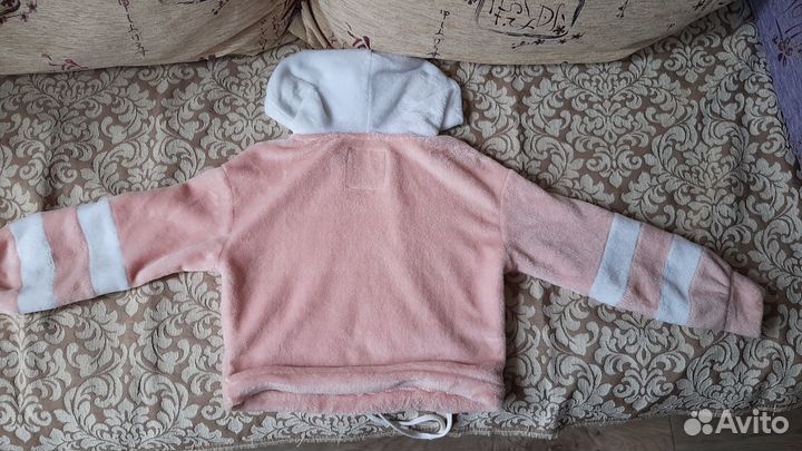 Пушистая толстовка для девочки