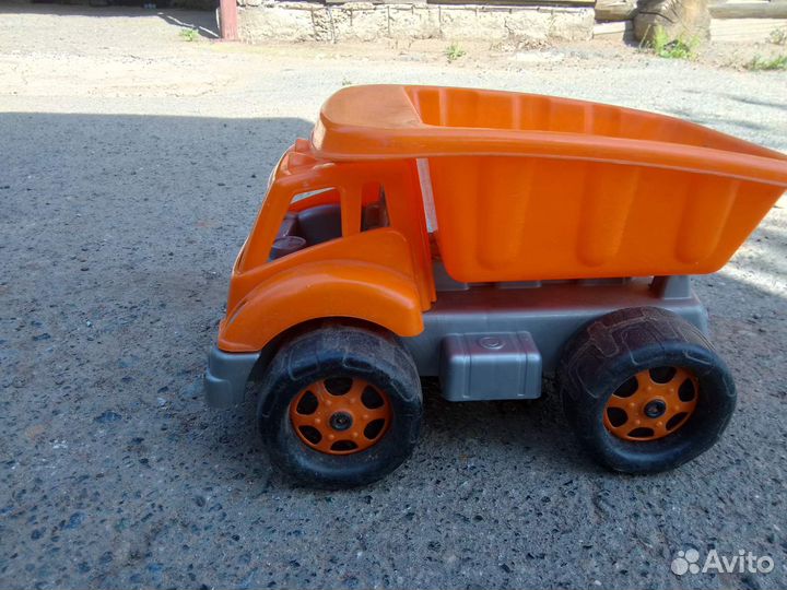 Детские игрушки