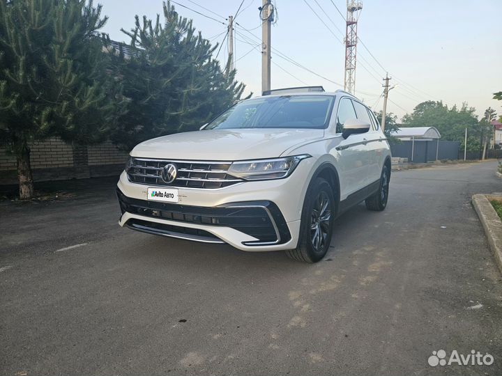 Volkswagen Tiguan 2.0 AMT, 2022, 4 000 км