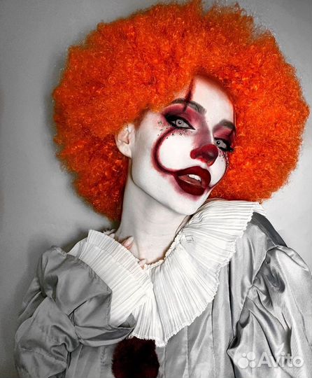 Парики разные на бал, маскарад, выступление