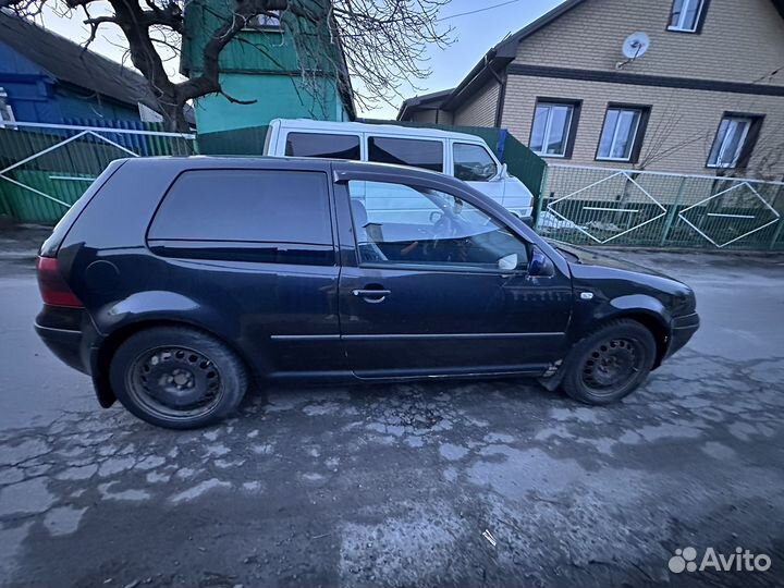 Volkswagen Golf 1.4 МТ, 2000, 385 000 км